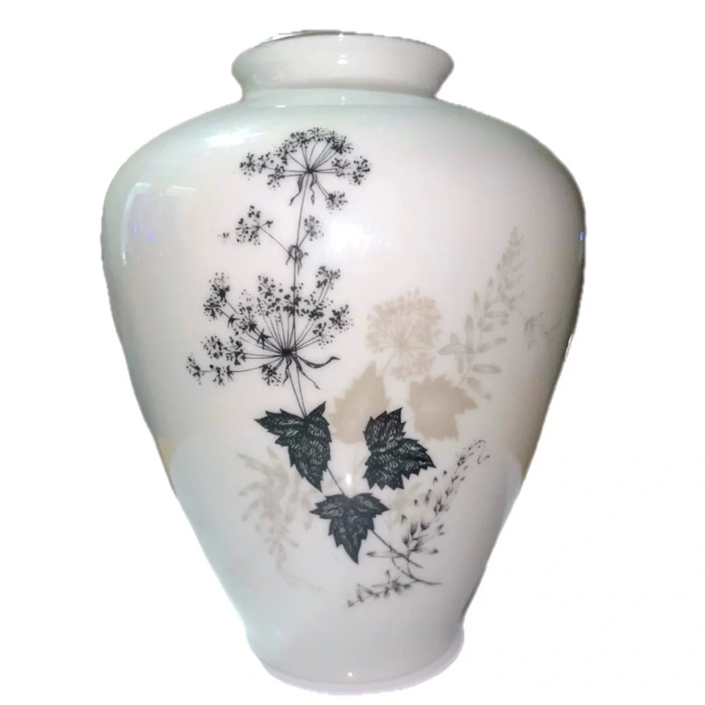 VINTAGE STONEGATE WOODDALE BAVARIA GERMANY CERAMIC 6” VASE